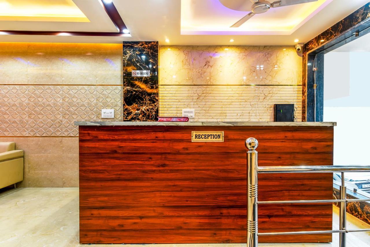 Hotel Urban Tree At Delhi Airport Nueva Delhi Exterior foto